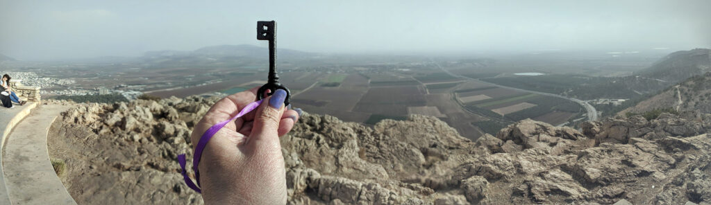 key c mt precipice 1 pano